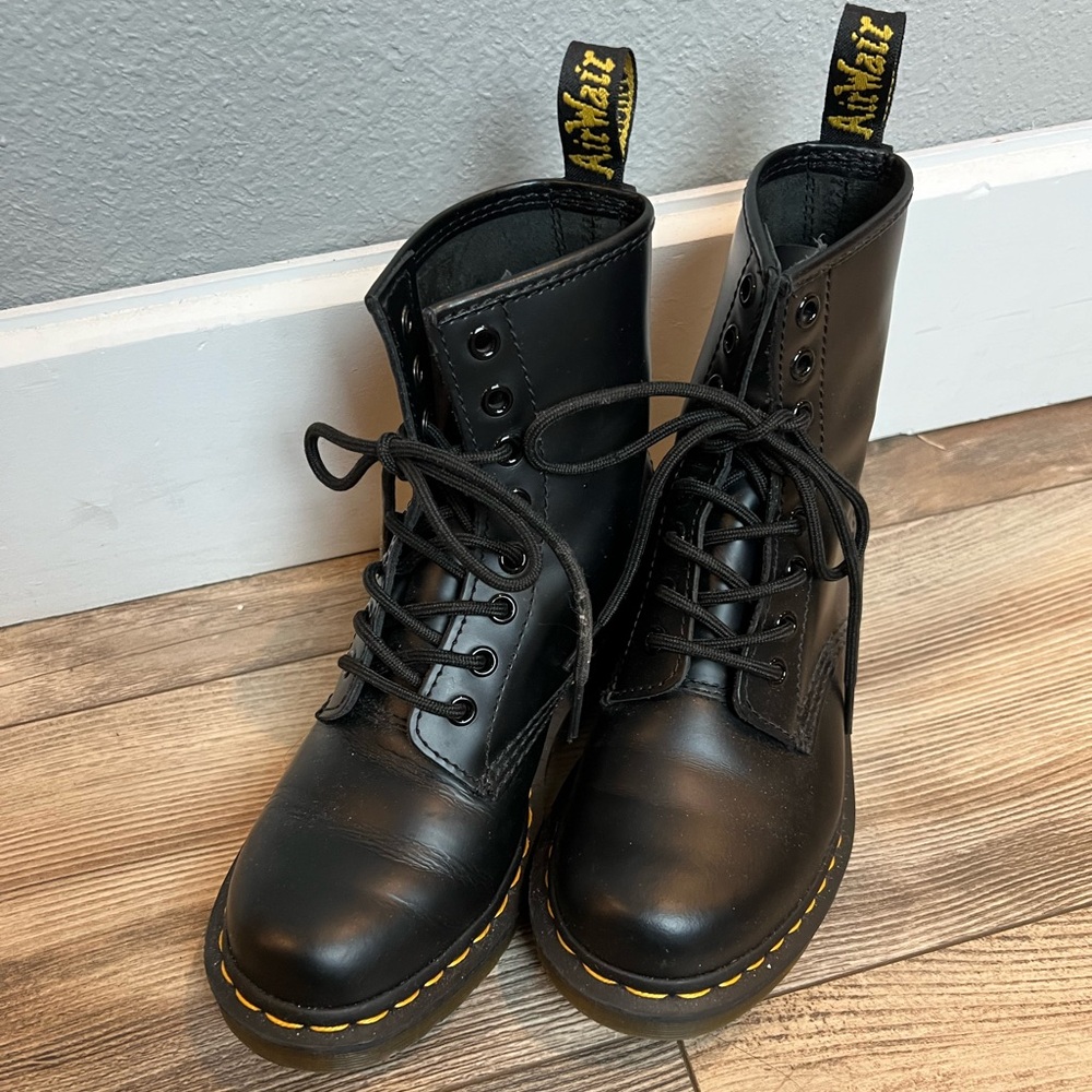 Women’s size 6 Dr. Martens lace-up boots—practically brand new!